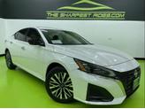 Photo of 2023 White Nissan Altima