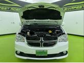 Thumbnail of 2017 White Dodge Grand Caravan