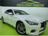 Photo of 2018 White INFINITI Q50