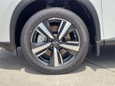 Thumbnail of 2025 White / Black Nissan Rogue
