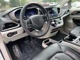 Thumbnail of 2022 Bright White Clearcoat Chrysler Pacifica