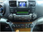 Thumbnail of 2010 Classic Silver Metallic Toyota Highlander Hybrid