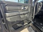 Thumbnail of 2021 Diamond Black Crystal Pearlcoat RAM 1500