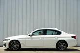 Thumbnail of 2022 Alpine White BMW 530