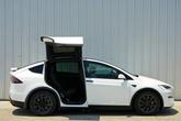 Thumbnail of 2022 Pearl White Multi-Coat Tesla Model X