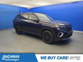 Photo of 2025 Deep Black Pearl Effect Volkswagen Atlas