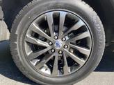 Thumbnail of 2019 White Platinum Metallic Tri-Coat Ford Expedition