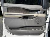 Thumbnail of 2019 White Platinum Metallic Tri-Coat Ford Expedition