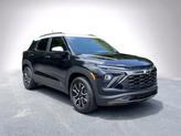 Thumbnail of 2025 Mosaic Black Metallic Chevrolet Trailblazer