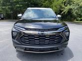 Thumbnail of 2025 Mosaic Black Metallic Chevrolet Trailblazer