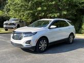 Thumbnail of 2022 Iridescent Pearl Tricoat Chevrolet Equinox