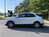 Thumbnail of 2022 Iridescent Pearl Tricoat Chevrolet Equinox