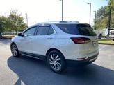Thumbnail of 2022 Iridescent Pearl Tricoat Chevrolet Equinox