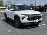 Thumbnail of 2026 Iridescent Pearl Tricoat Chevrolet Trailblazer