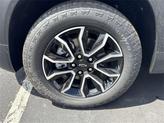 Thumbnail of 2026 Iridescent Pearl Tricoat Chevrolet Trailblazer