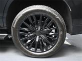 Thumbnail of 2023 Onyx Black GMC Yukon