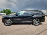Thumbnail of 2021 Diamond Black Crystal Pearlcoat Jeep Grand Cherokee L