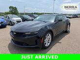 Photo of 2022 Black Chevrolet Camaro