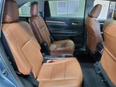 Thumbnail of 2019 Shoreline Blue Pearl Toyota Highlander