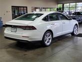 Thumbnail of 2025 Platinum White Pearl Honda Accord