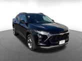 Thumbnail of 2024 Mosaic Black Metallic Chevrolet Trax
