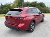 Thumbnail of 2022 Ruby Flare Pearl Toyota Highlander