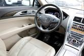 Thumbnail of 2018 White Platinum Metallic Tri-Coat Lincoln MKZ Hybrid