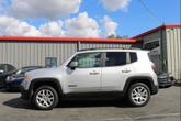 Thumbnail of 2018 Glacier Metallic Jeep Renegade