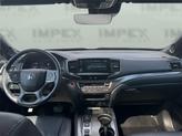 Thumbnail of 2022 Platinum White Pearl Honda Passport