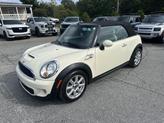Photo of 2014 Pepper White MINI Convertible