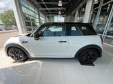 Thumbnail of 2024 White Metallic MINI Hardtop