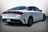 Thumbnail of 2021 Glacial White Pearl Kia K5