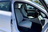 Thumbnail of 2021 Glacial White Pearl Kia K5
