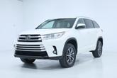 Thumbnail of 2017 Blizzard Pearl Toyota Highlander