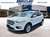 Photo of 2017 Oxford White Ford Escape
