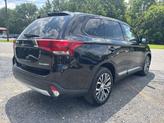 Thumbnail of 2017 Labrador Black Pearl Mitsubishi Outlander