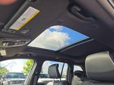 Thumbnail of 2025 Diamond Black Crystal Pearlcoat Jeep Grand Cherokee
