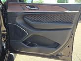 Thumbnail of 2025 Diamond Black Crystal Pearlcoat Jeep Grand Cherokee