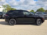 Thumbnail of 2025 Diamond Black Crystal Pearlcoat Jeep Grand Cherokee