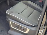Thumbnail of 2026 Diamond Black Crystal Pearlcoat RAM 1500