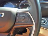 Thumbnail of 2022 Bright White Clearcoat Jeep Grand Cherokee L