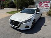 Thumbnail of 2019 White Nissan Altima