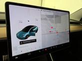Thumbnail of 2019 Black Tesla Model 3