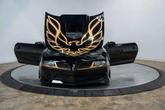 Thumbnail of 2015 Black Chevrolet Camaro