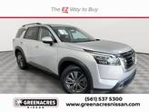 Photo of 2024 Brilliant Silver Metallic Nissan Pathfinder