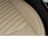 Thumbnail of 2025 Glacial White Pearl Kia Sorento