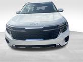 Thumbnail of 2024 Snow White Pearl Kia Seltos