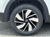 Thumbnail of 2025 Opal White Pearl Volkswagen Atlas