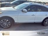 Photo of 2017 White INFINITI QX50