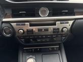 Thumbnail of 2017 Eminent White Pearl Lexus ES 350
